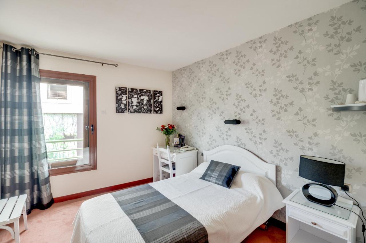 Contact Hotel Limoges - Hotel Des Deux Moulins Zewnętrze zdjęcie