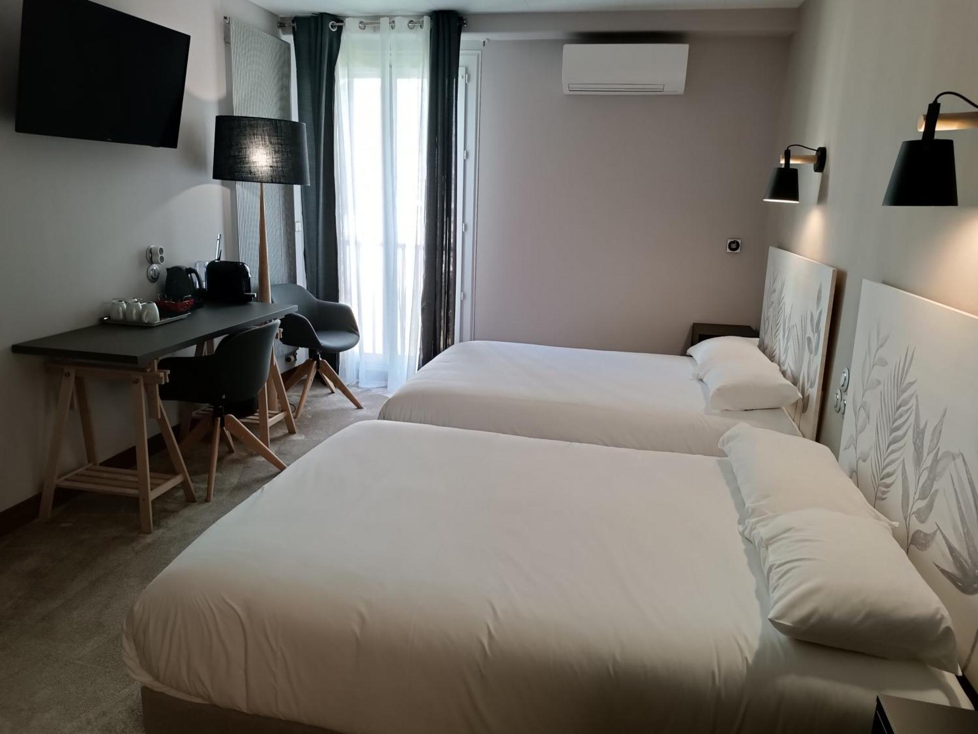Contact Hotel Limoges - Hotel Des Deux Moulins Zewnętrze zdjęcie
