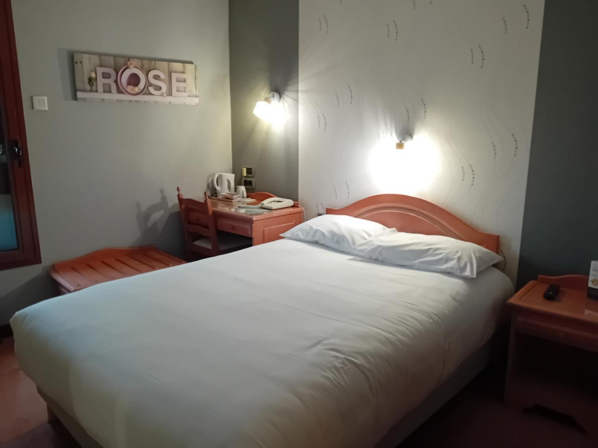 Contact Hotel Limoges - Hotel Des Deux Moulins Zewnętrze zdjęcie