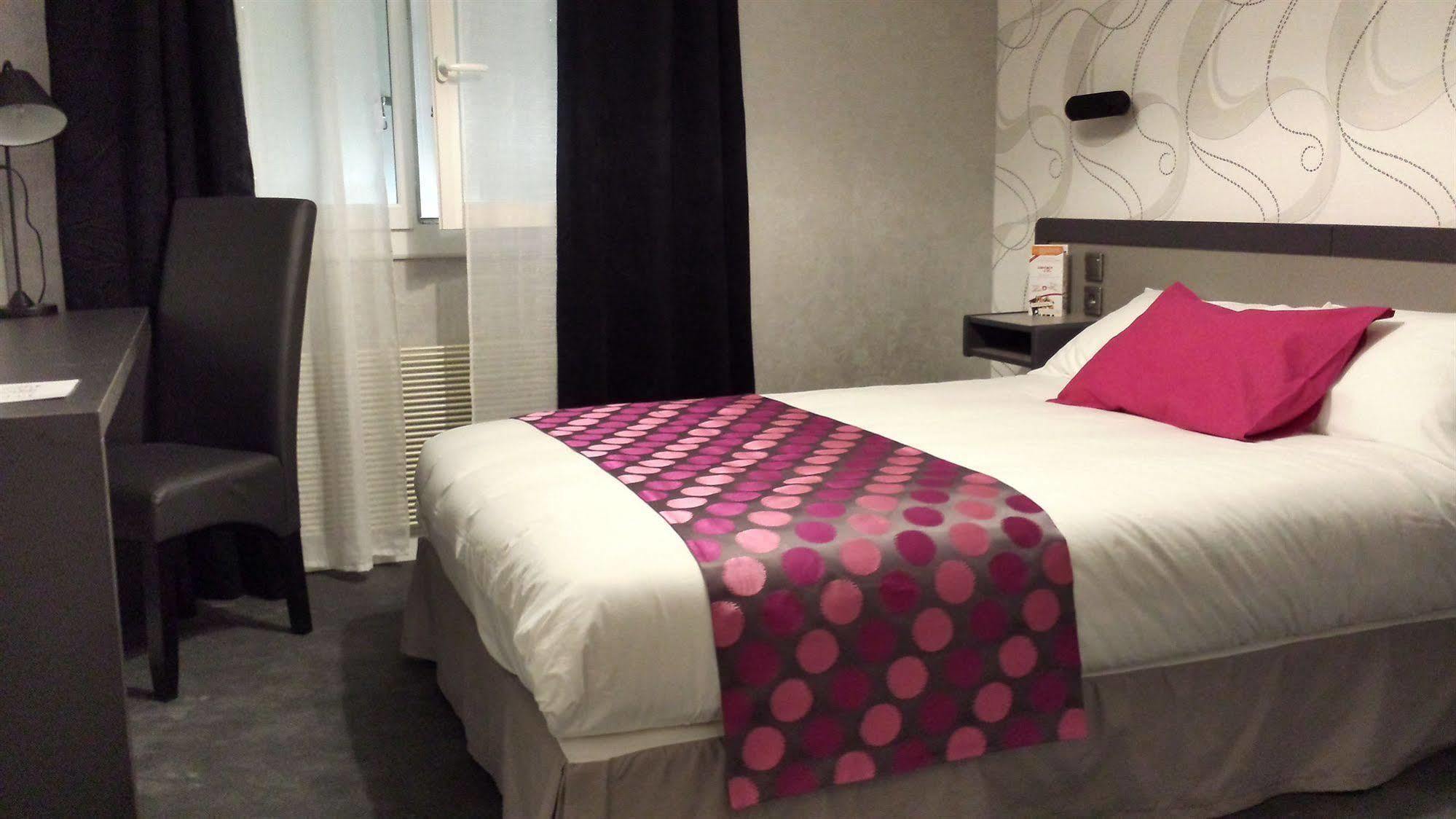 Contact Hotel Limoges - Hotel Des Deux Moulins Zewnętrze zdjęcie